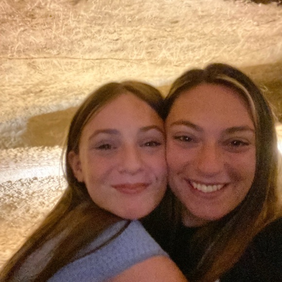 Meet your Posher, Marissa - Picture 5 of 7